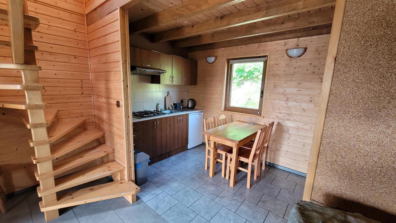 Domki Nad Jeziorem Villa Wolkowyja Buitenkant foto